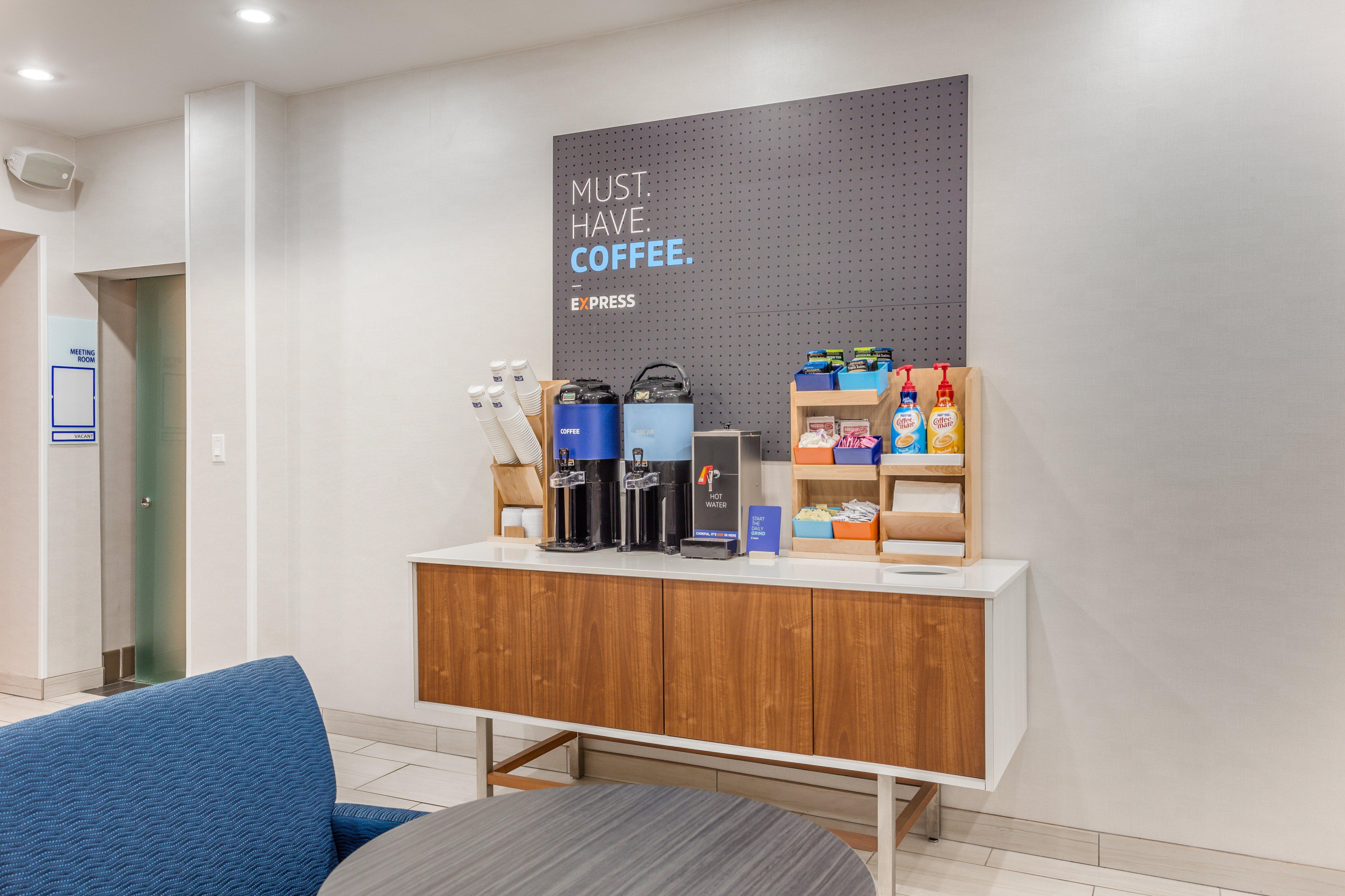 Holiday Inn Express Ramsey Mahwah By Ihg Exterior photo
